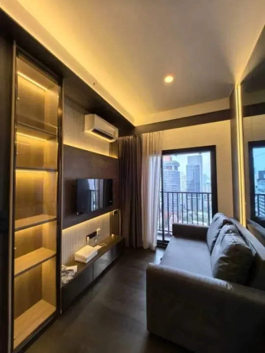 Property photos for Park Origin Thonglor