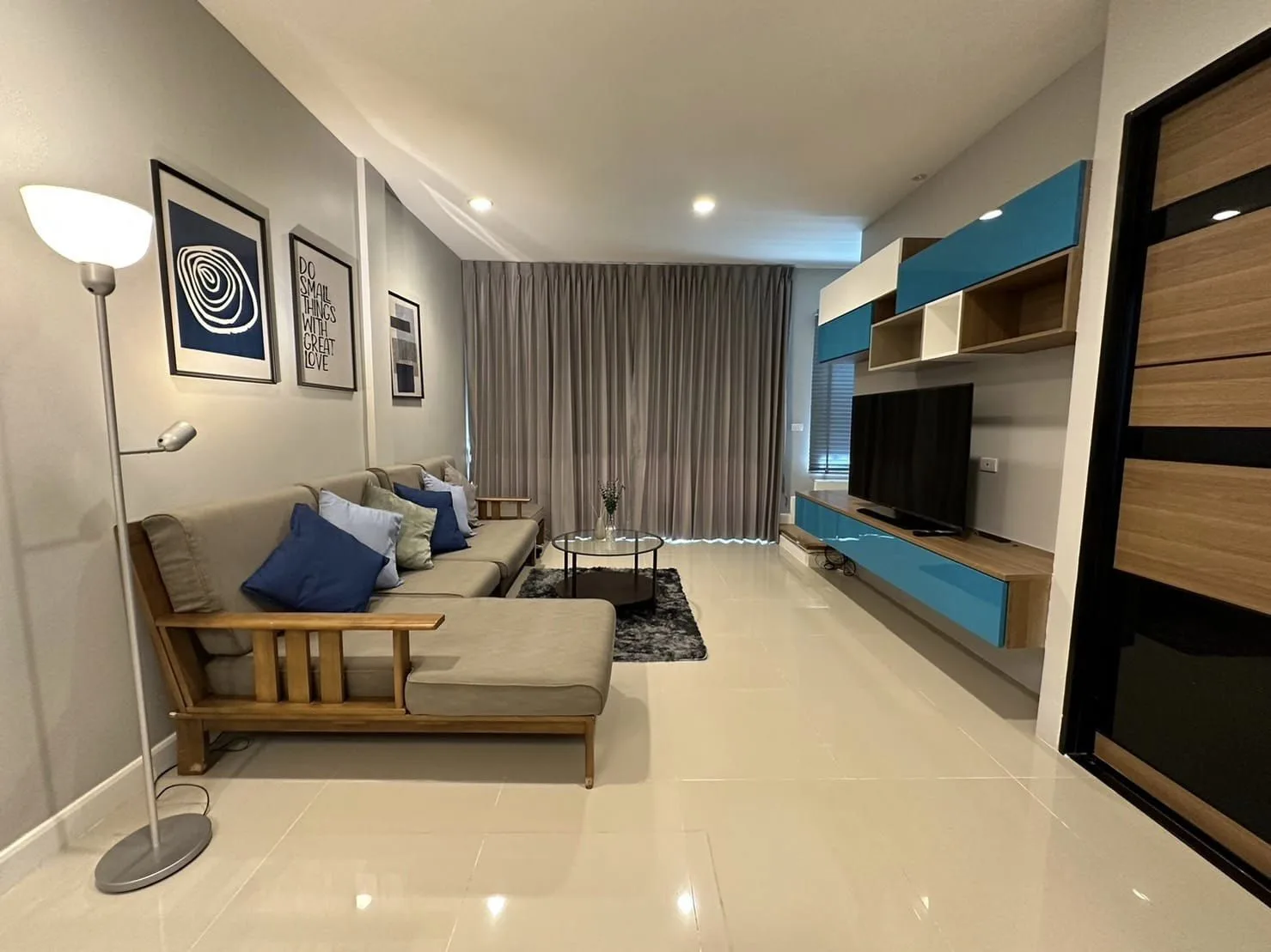 Property photos for Baan Klang Muang Sathorn-taksin 2