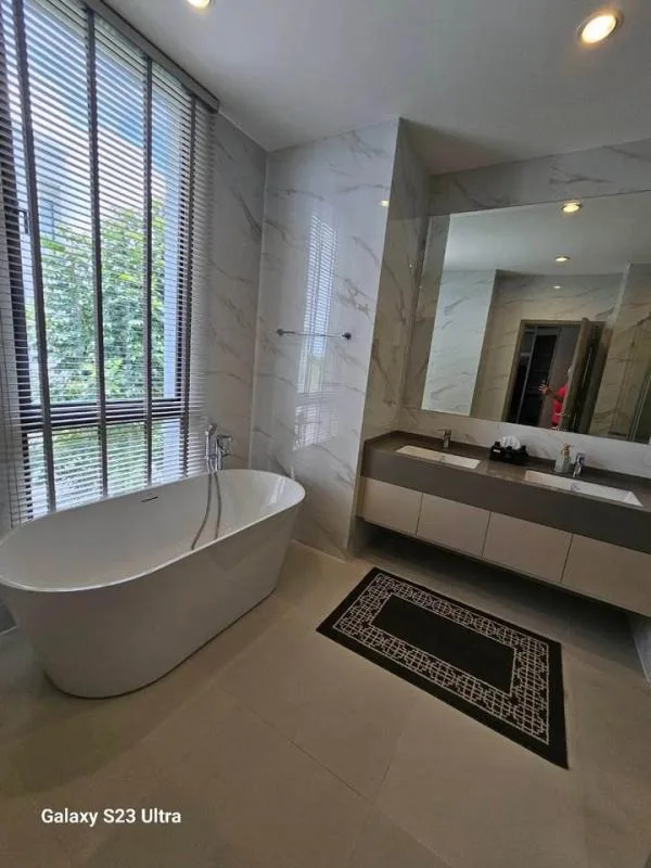 Property photos for Aerie Srinakarin Suan Luang