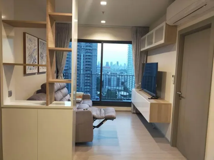 Property photos for LIFE Asoke - Rama 9