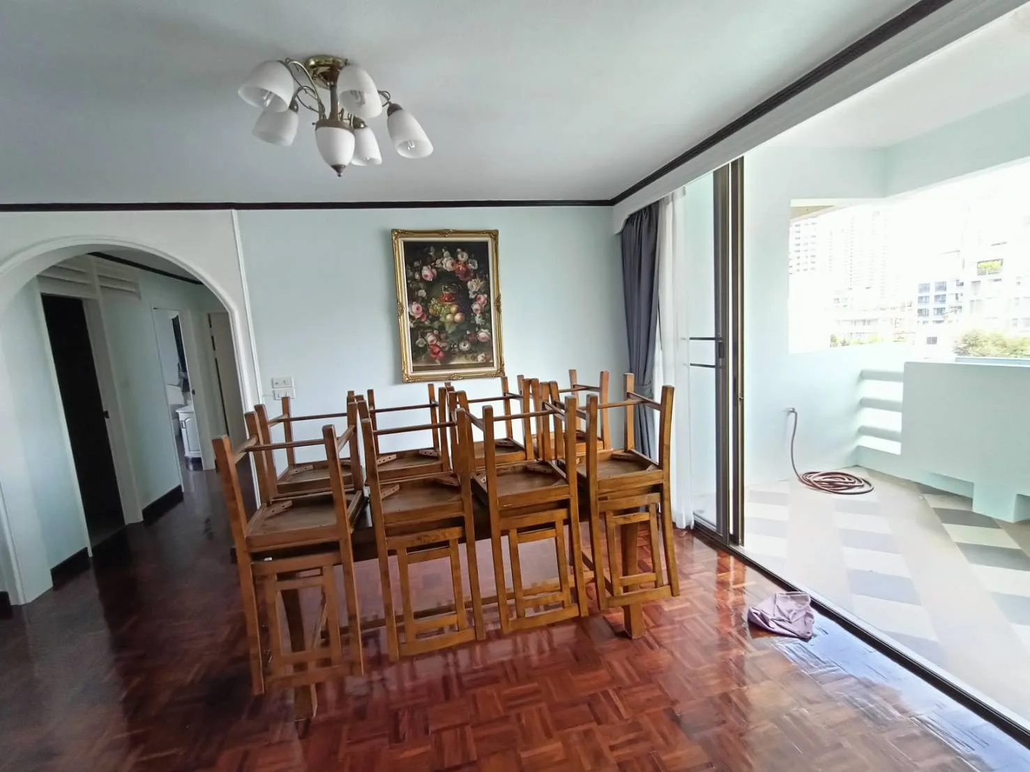 Property photos for Tongtip Mansion