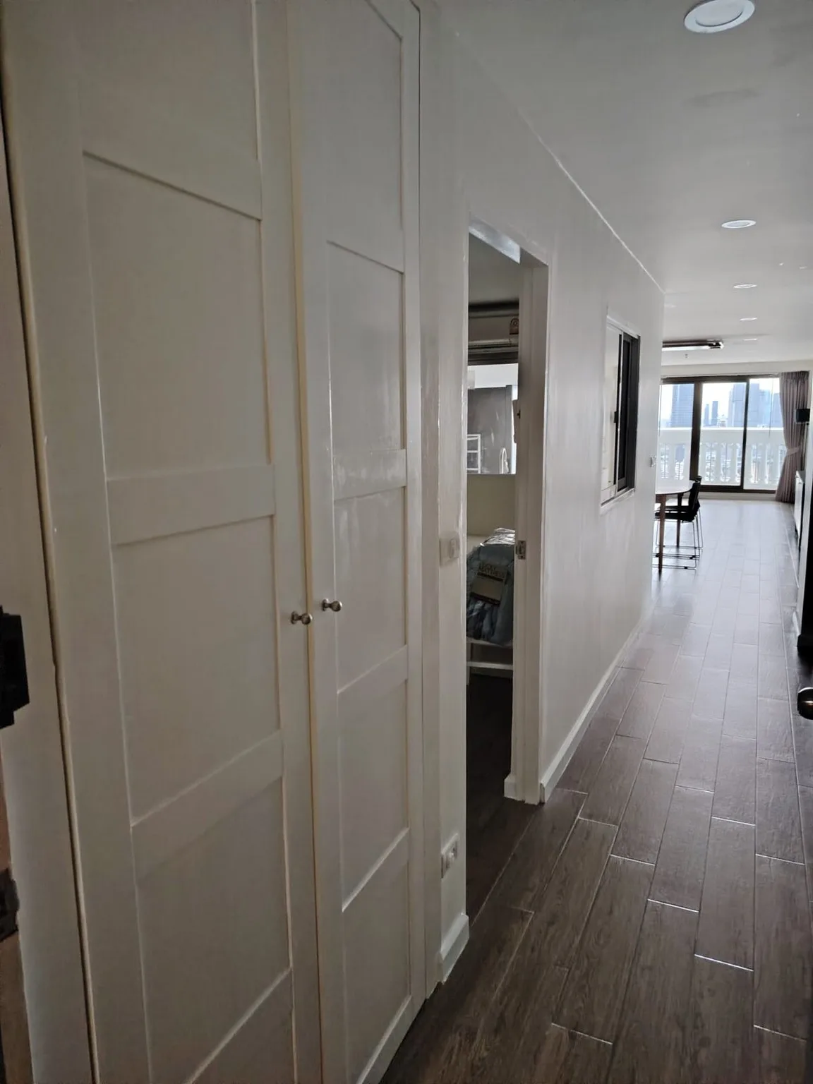 Property photos for State Tower