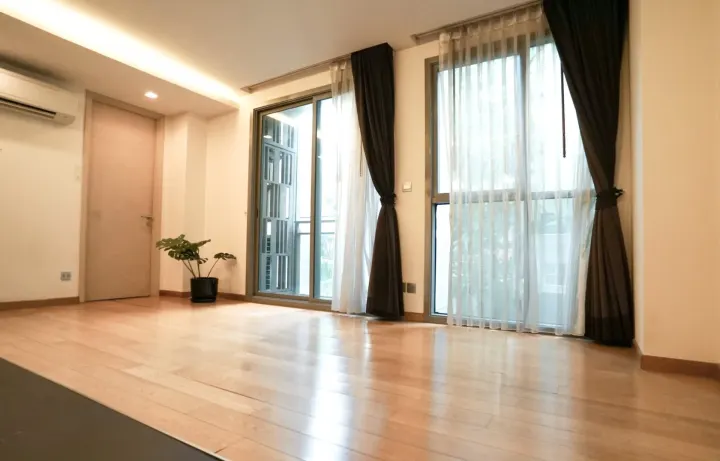 Property photos for Via Botani