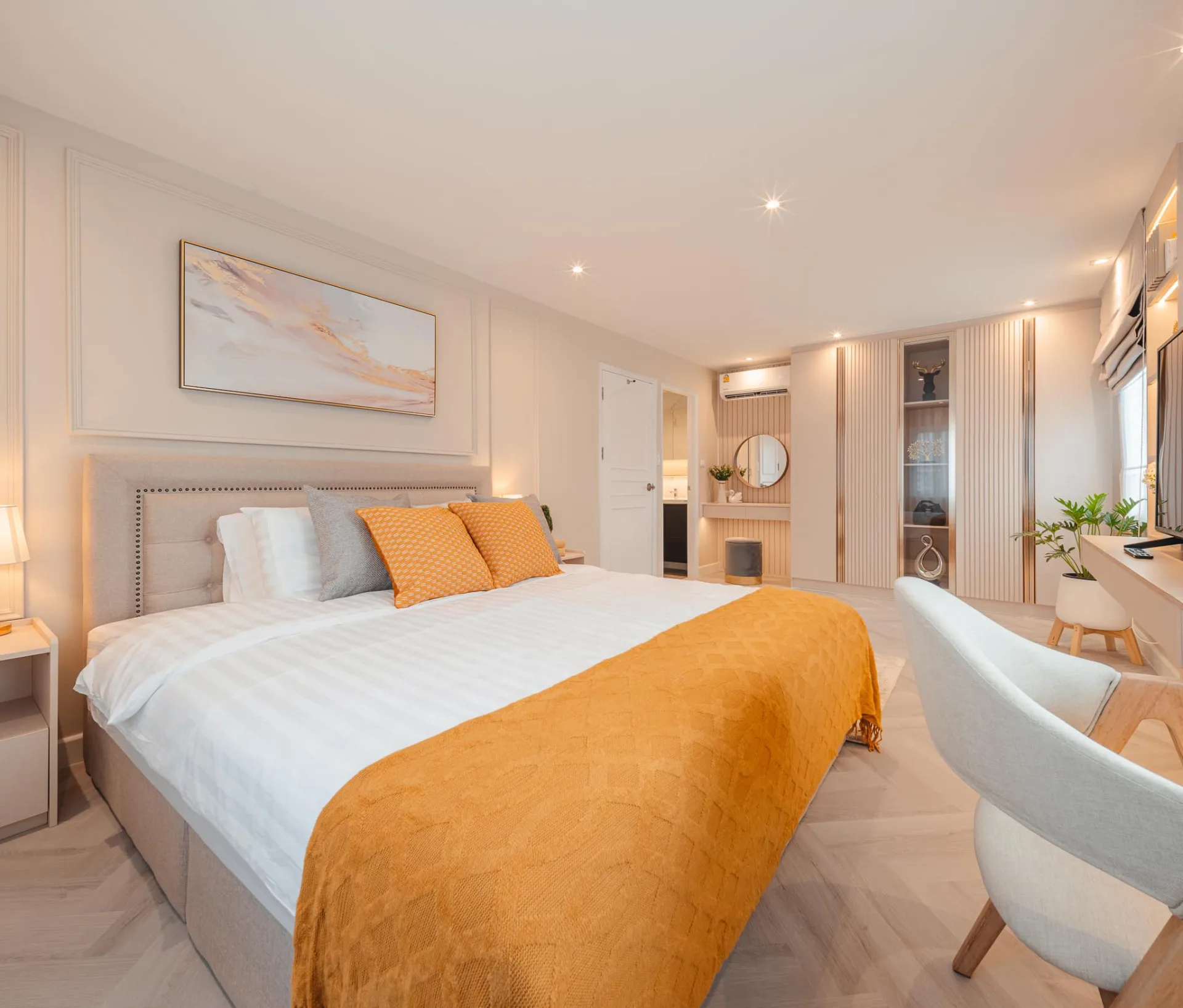 Property photos for Fortune Condo Town