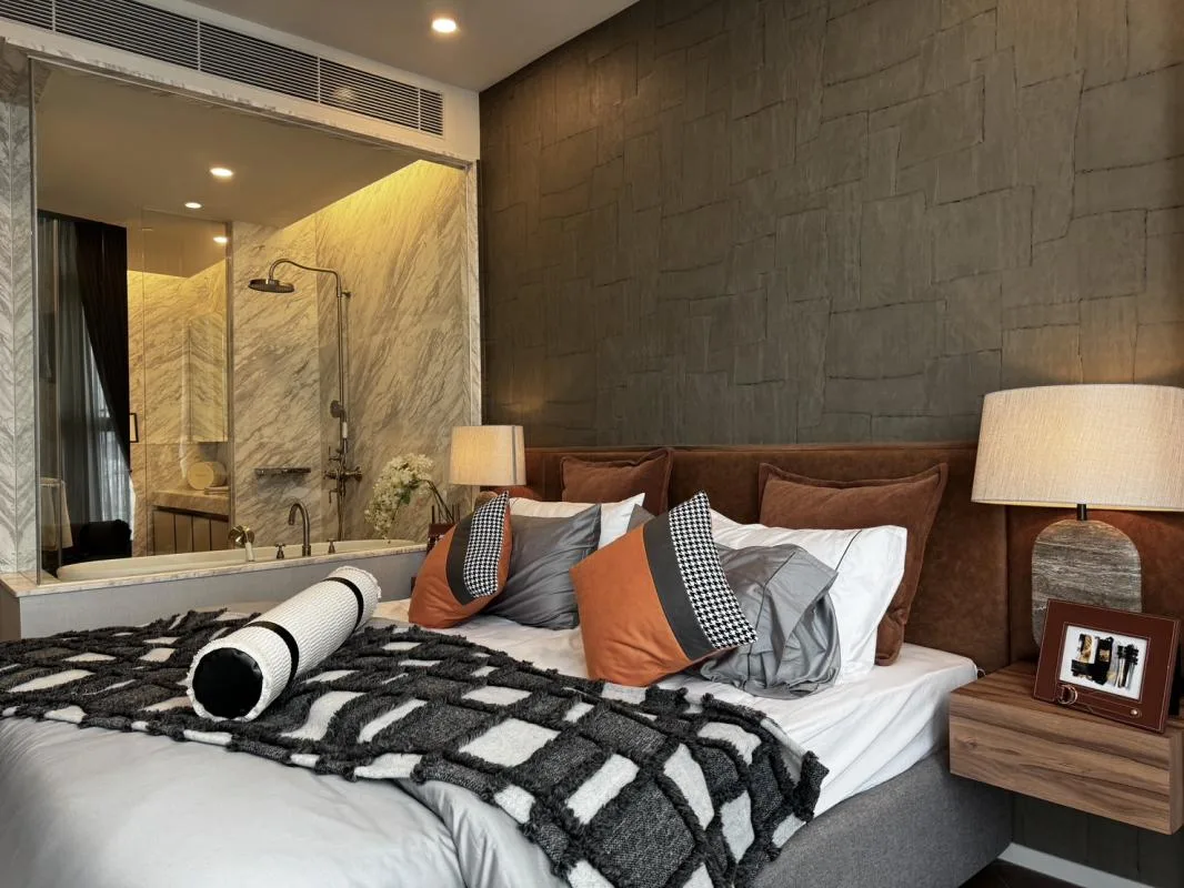 Property photos for La Clef / The Residences 38
