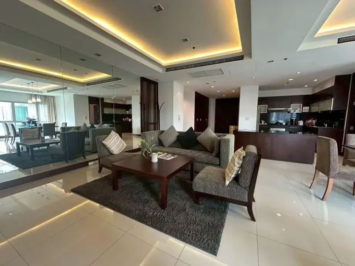 Property photos for Royal Residence Park
