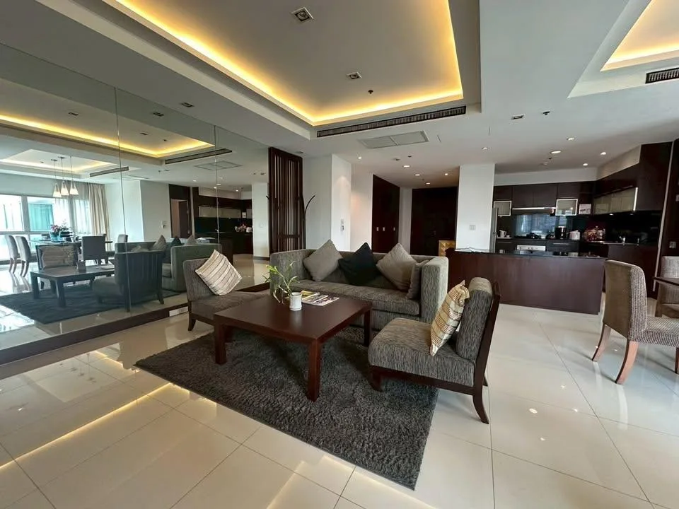Property photos for Royal Residence Park