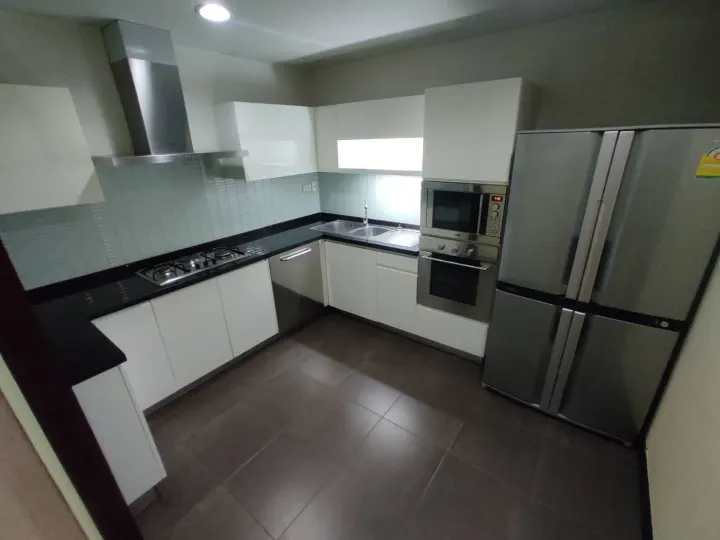 Property photos for Richmond Hills Residence Thonglor 25
