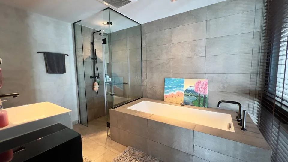 Property photos for The Lofts Asoke
