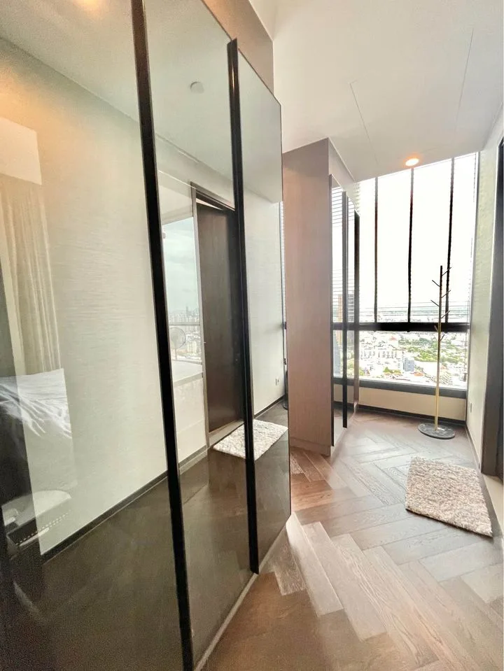 Property photos for The Esse Sukhumvit 36