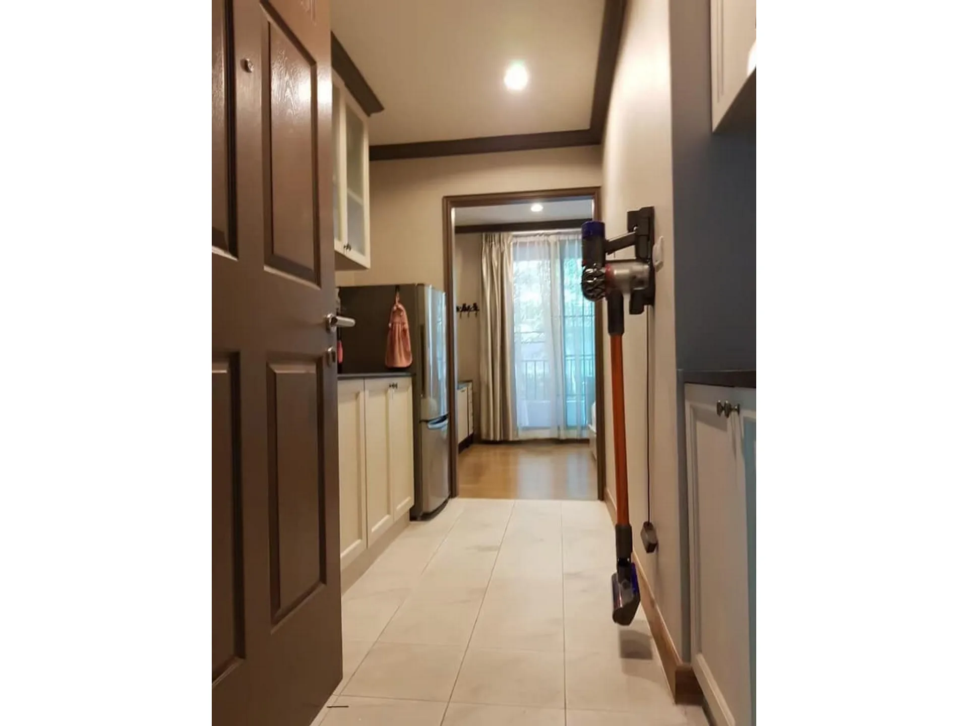 Property photos for The Reserve - Kasemsan 3