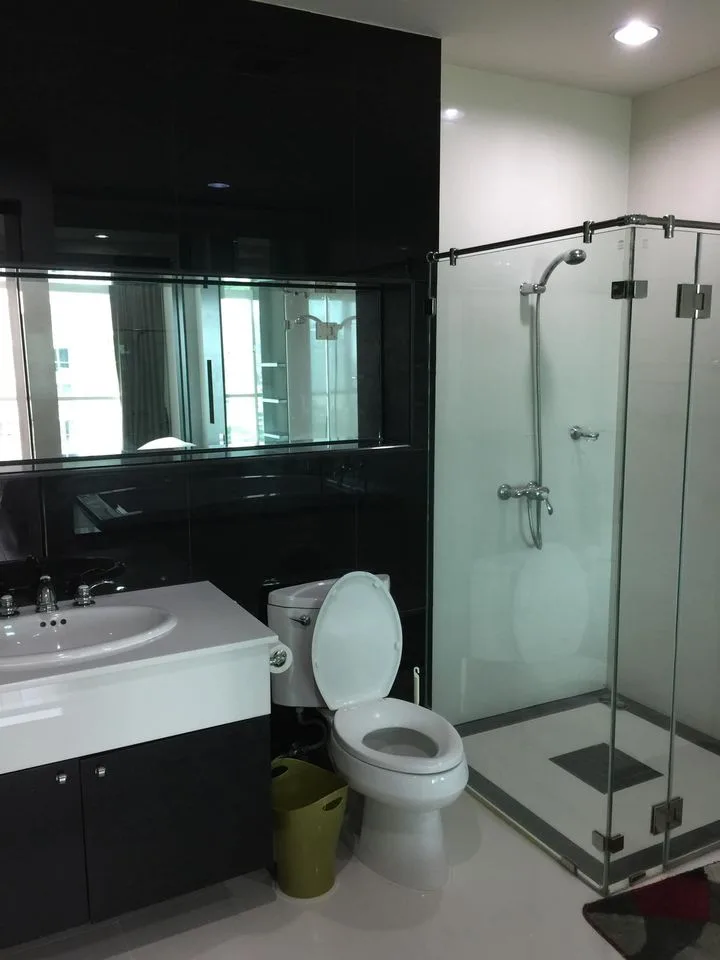 Property photos for The Address Chidlom