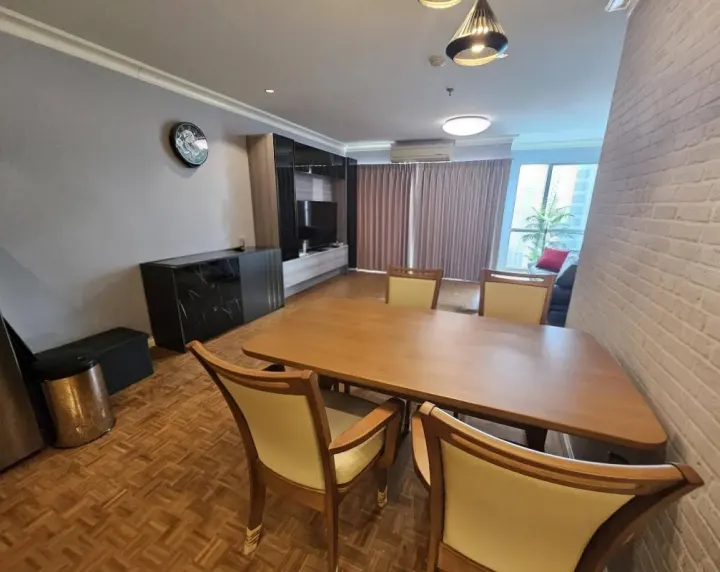 Property photos for Silom Suite