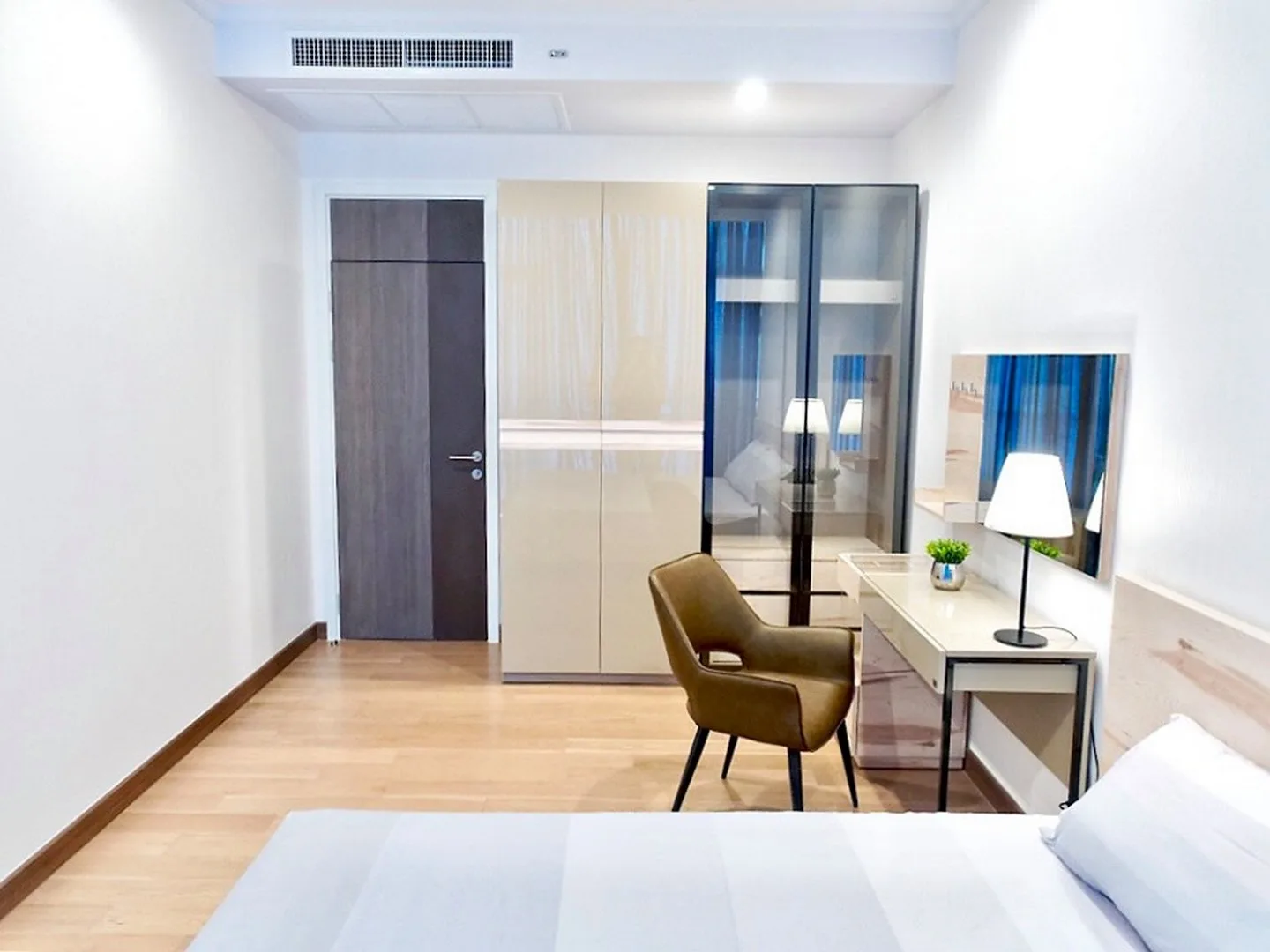 Property photos for Supalai Elite Surawong
