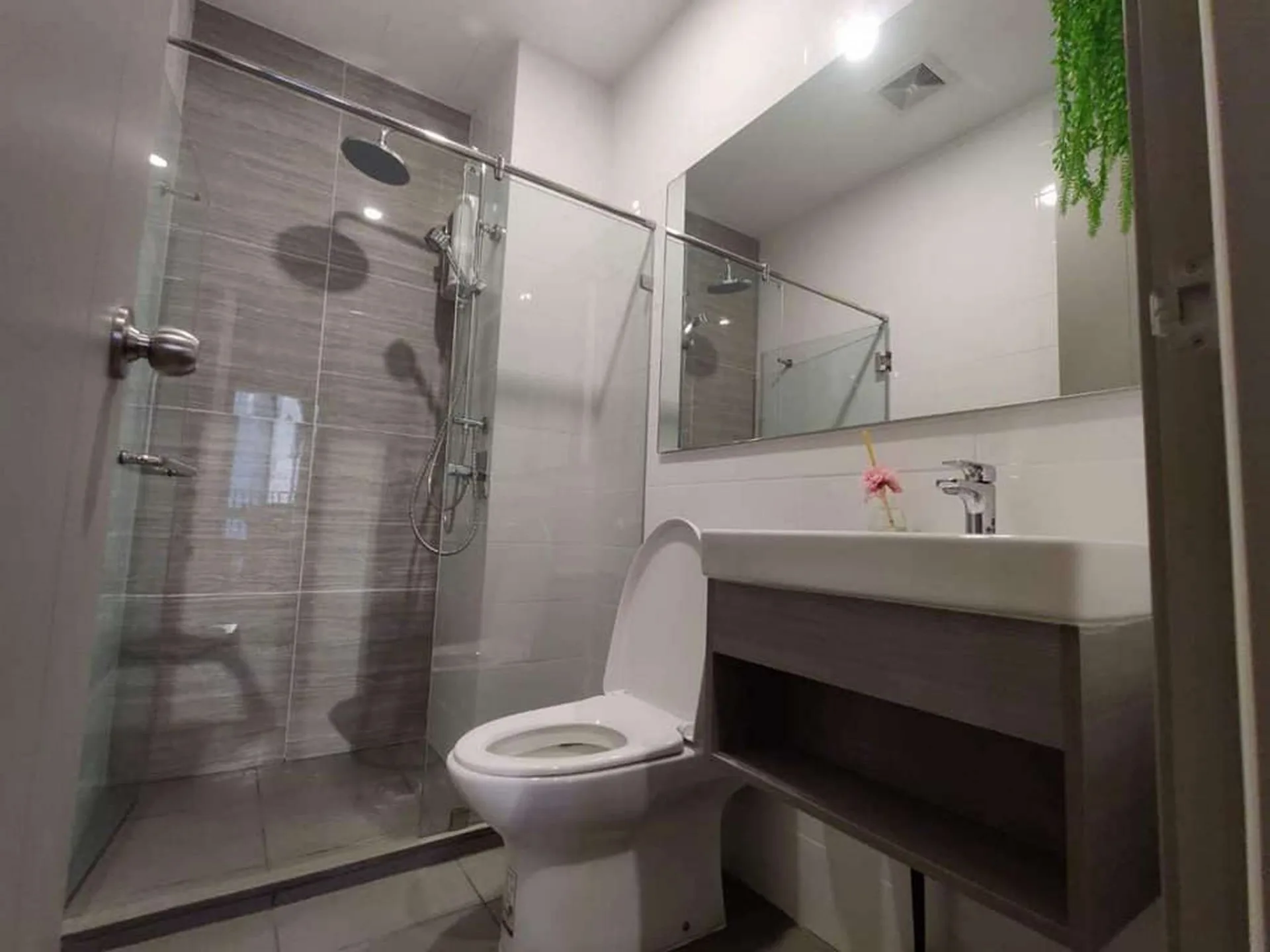 Property photos for Knightsbridge Prime Onnut