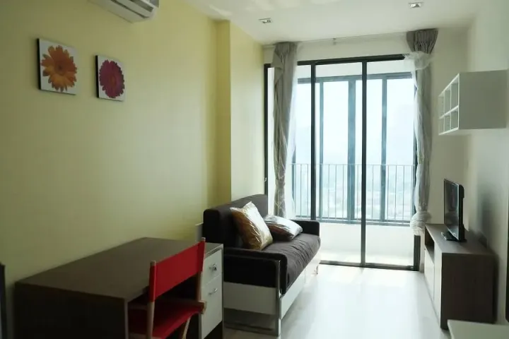 Property photos for Ideo Mobi Sathorn