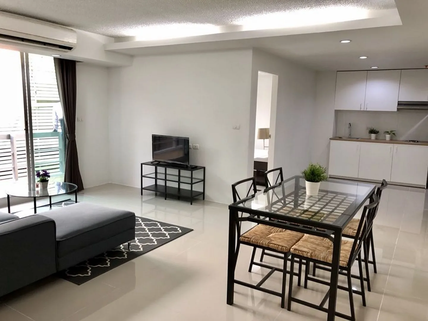 Property photos for The Waterford Sukhumvit 50 Onnut