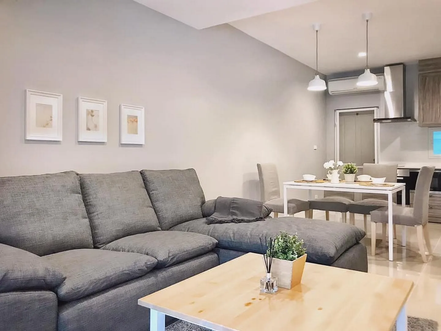 Property photos for Town Avenue Srinagarin