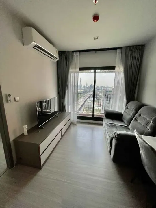 Property photos for Life Asoke Hype