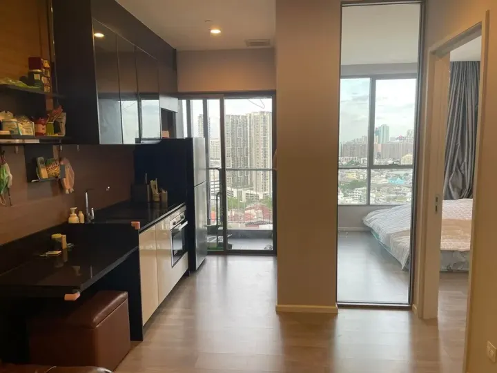Property photos for The Room Sathorn - St.Louis