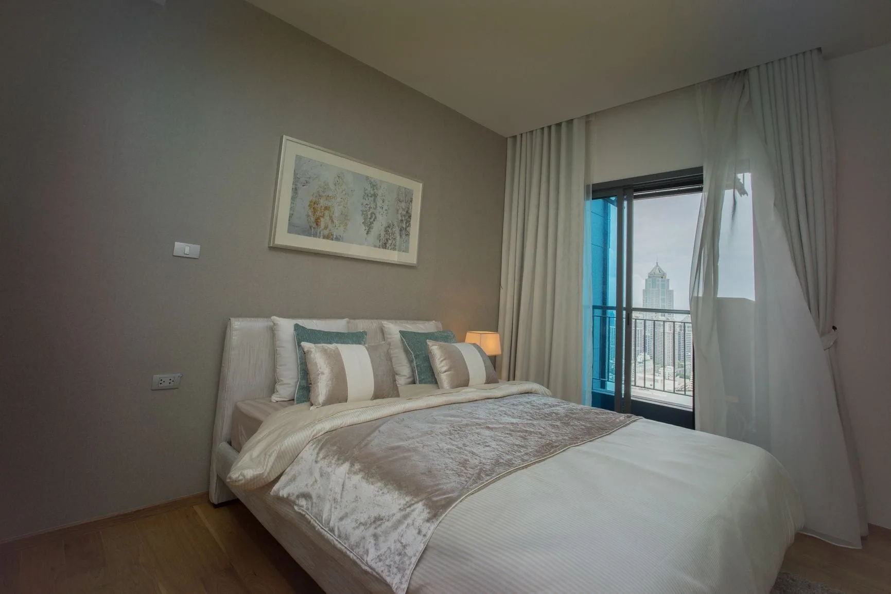 Property photos for Hyde Sukhumvit 13