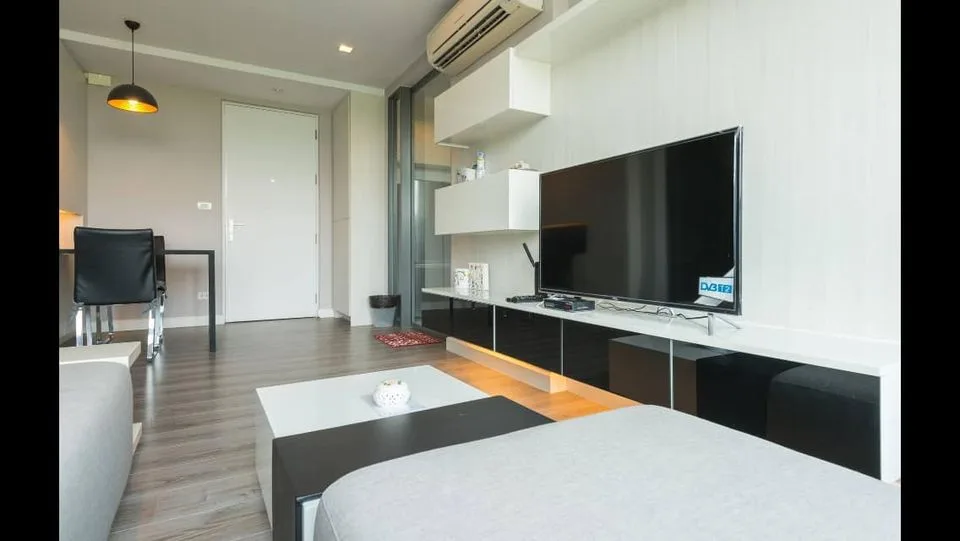 Property photos for The Room Sukhumvit 40