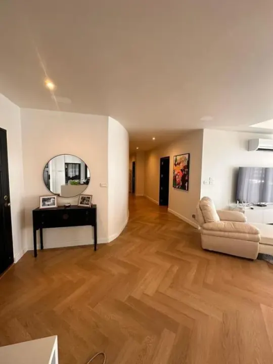 Property photos for Mano Tower