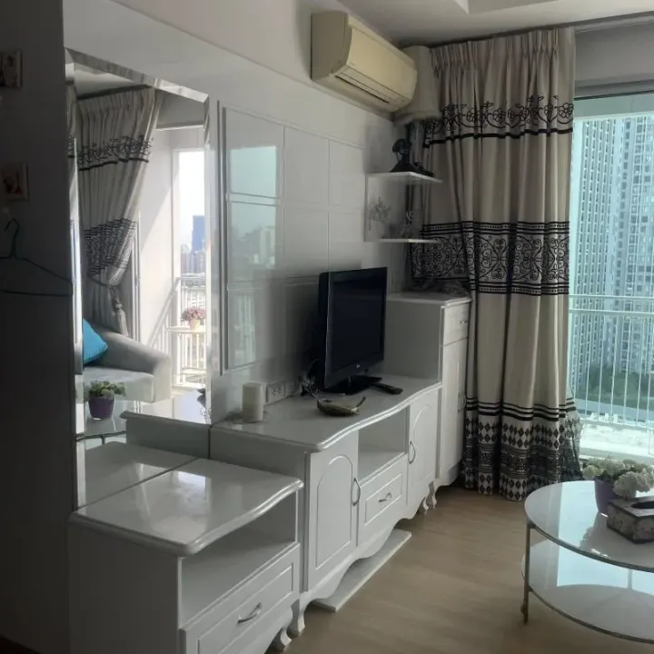 Property photos for Thru Thonglor