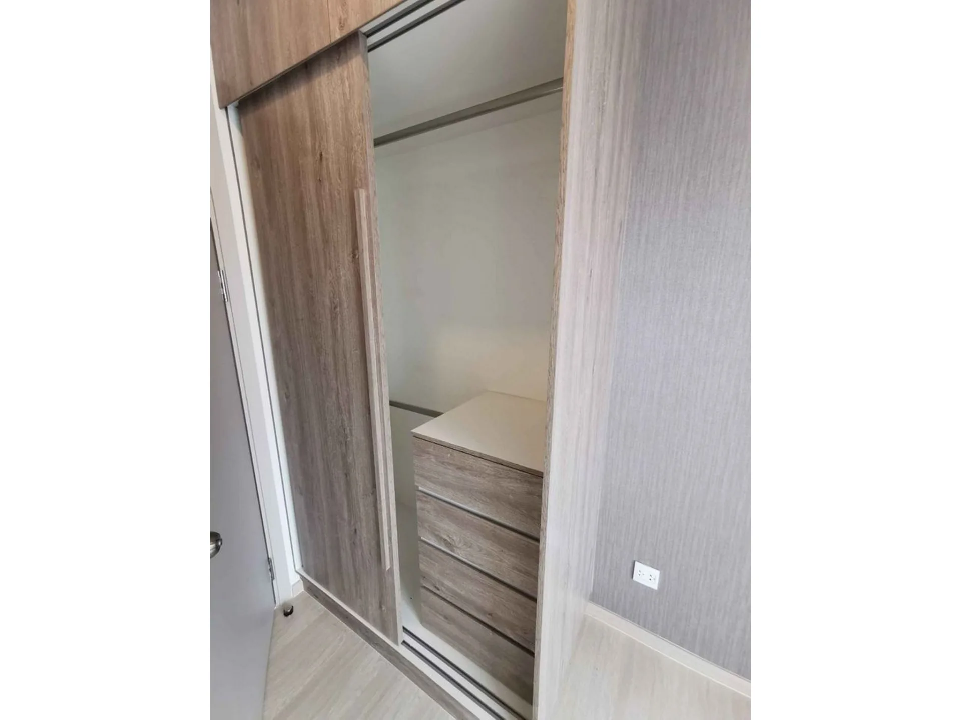 Property photos for Life Sukhumvit 48