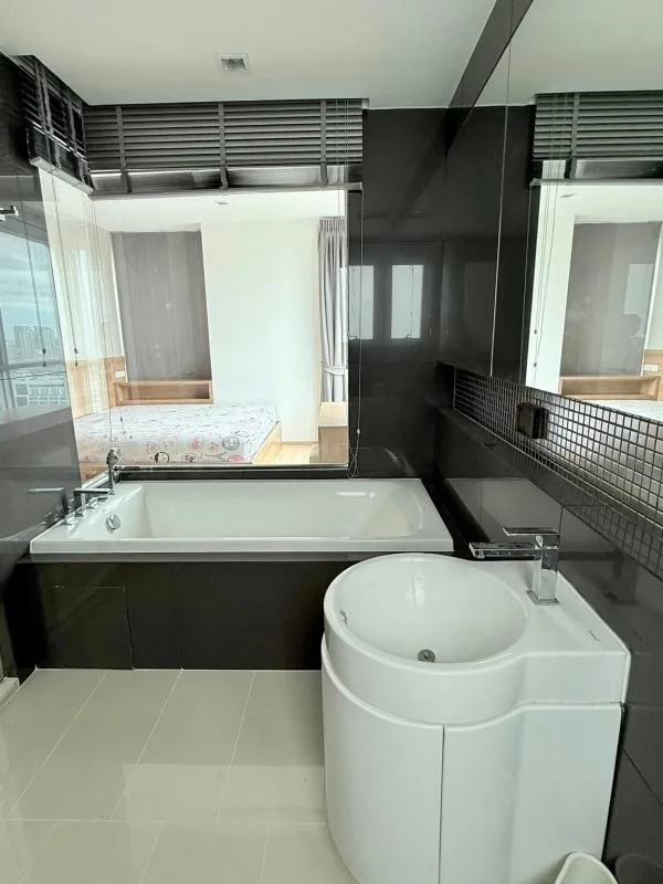 Property photos for Rhythm Phahol-Ari