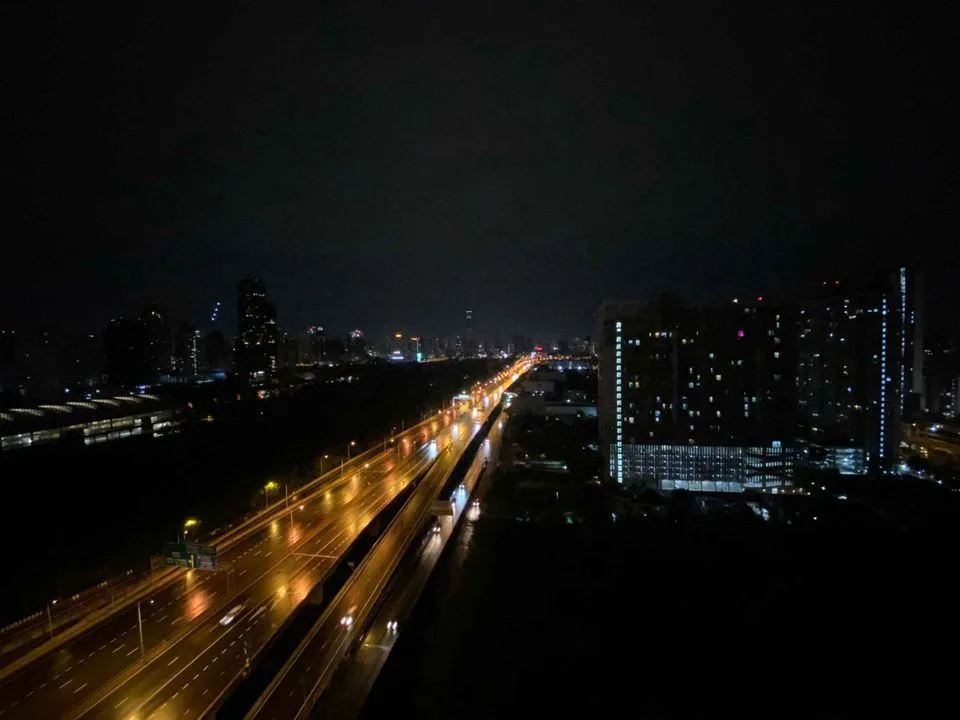 Property photos for Life Asoke Hype
