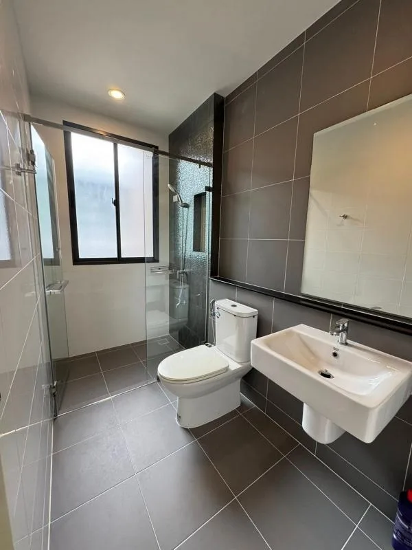 Property photos for Baan Klang Muang Rama 9