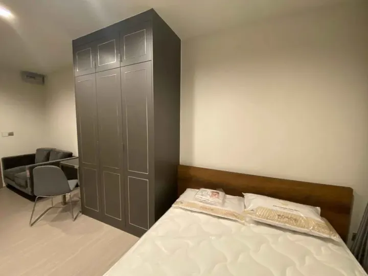 Property photos for Life Asoke Hype