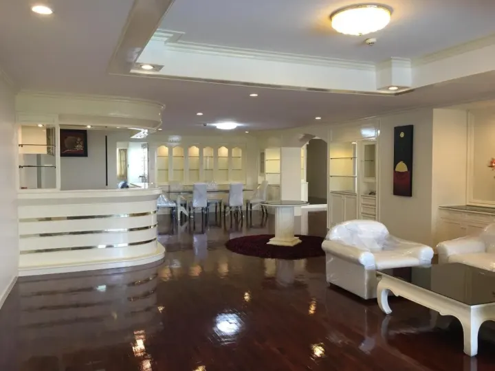 Property photos for Oriental Towers