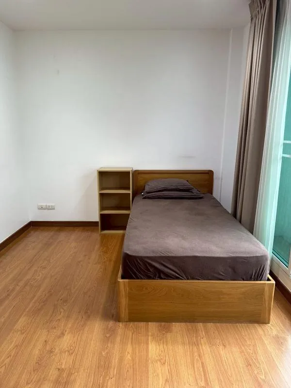 Property photos for Baan Klang Muang Sathorn-taksin 2