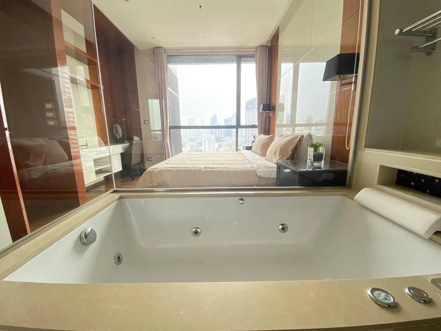 Property photos for The Address Sukhumvit 28
