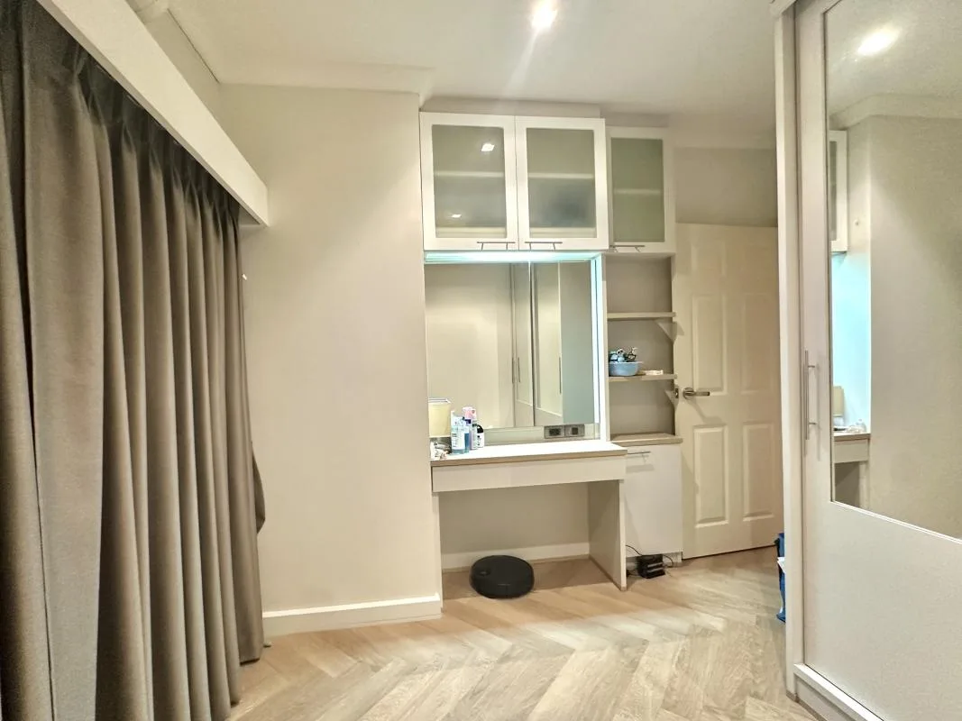 Property photos for Grand Park View Asoke