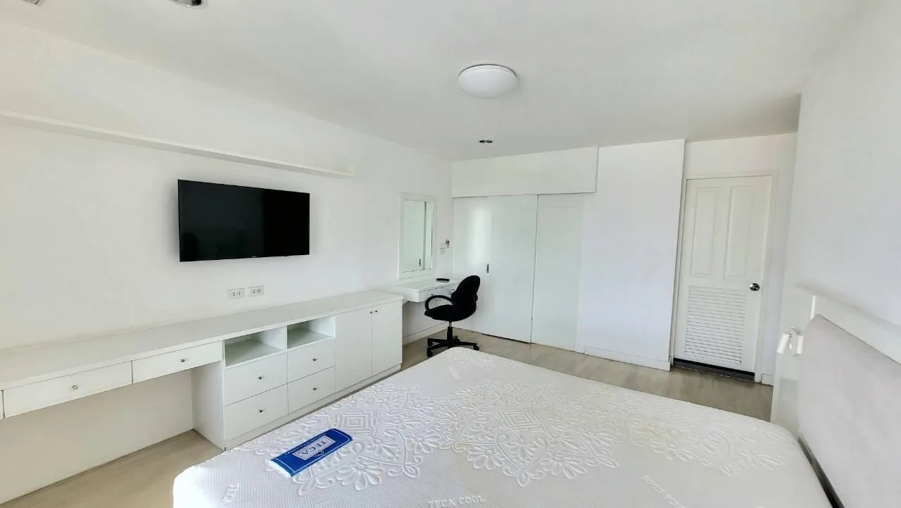 Property photos for Bangkok Garden