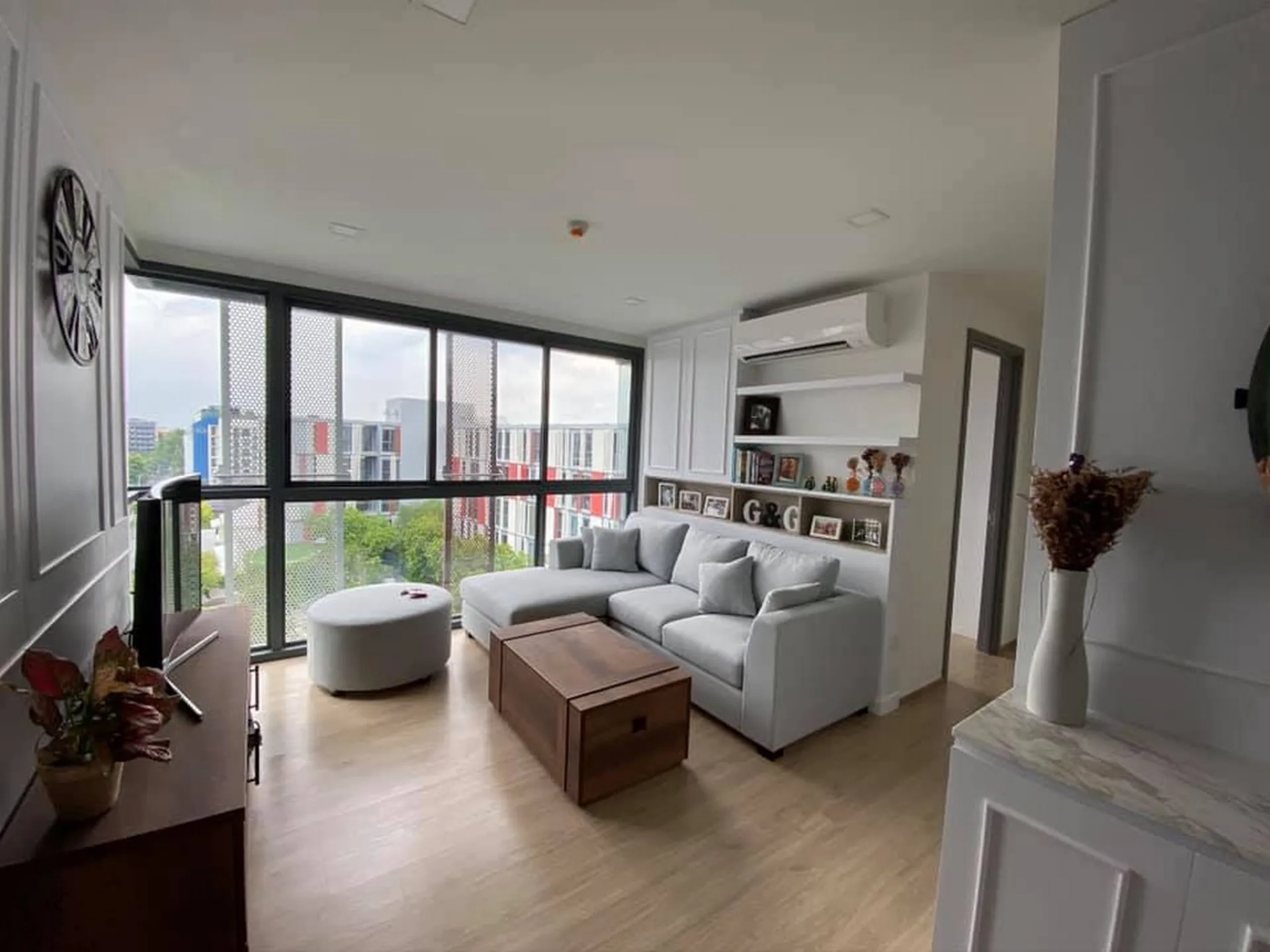 Property photos for Taka Haus Ekamai 12