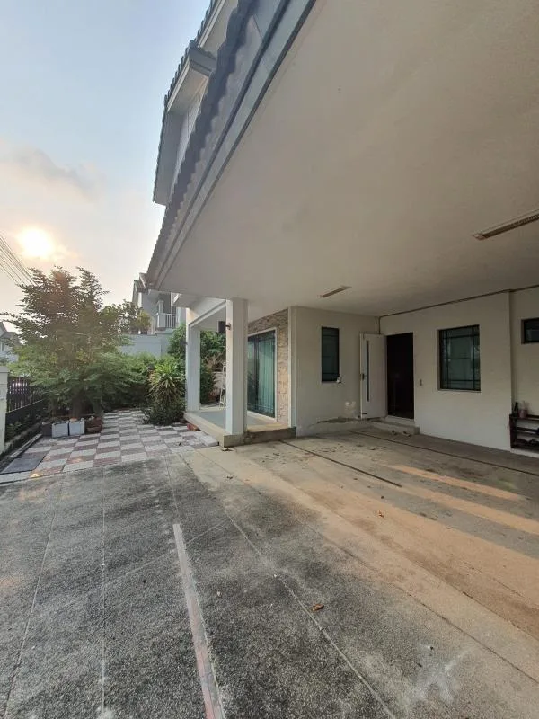 Property photos for Mantana Lake Watcharapol