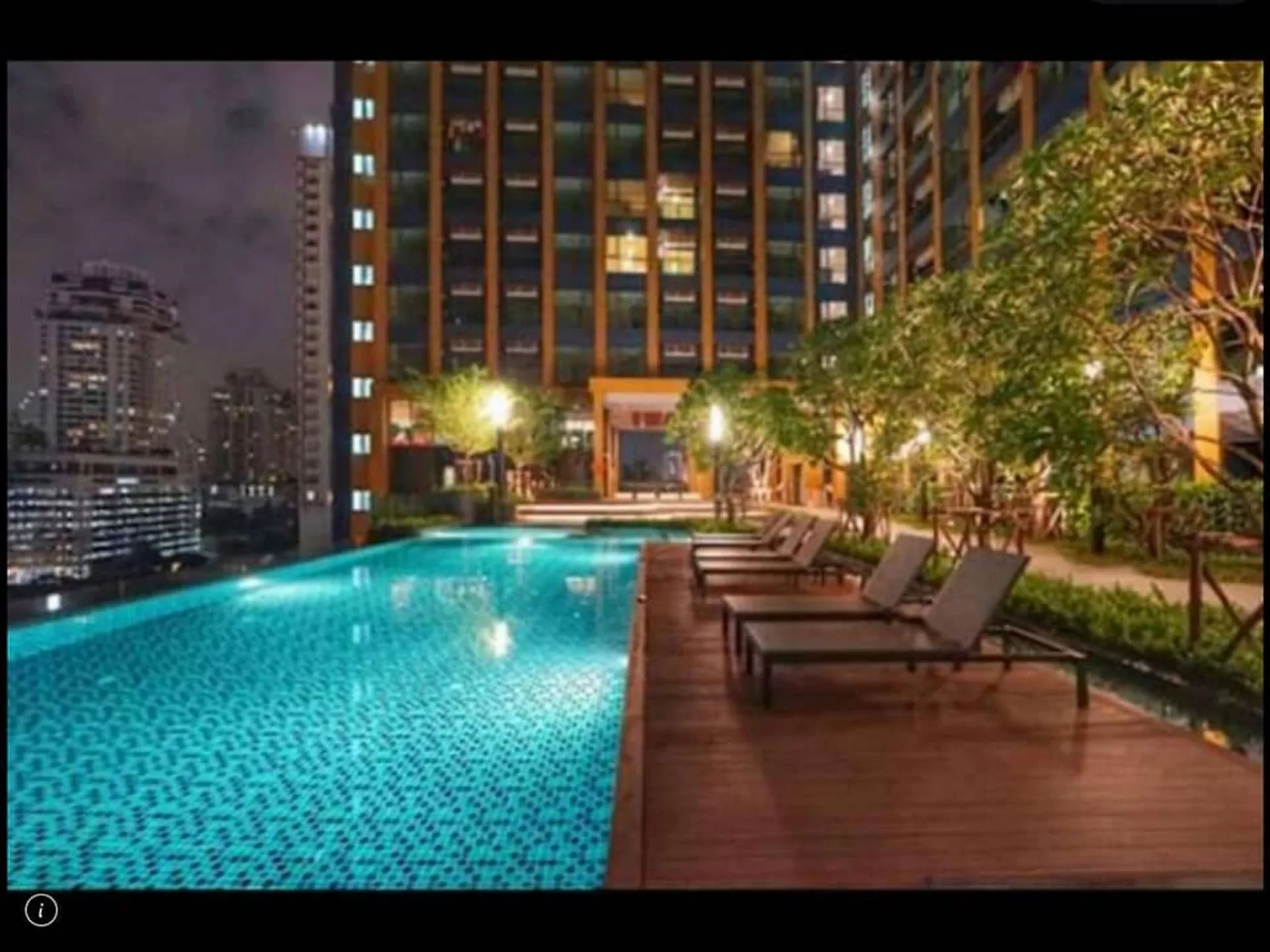 Property photos for Lumpini Suite Phetchaburi - Makkasan