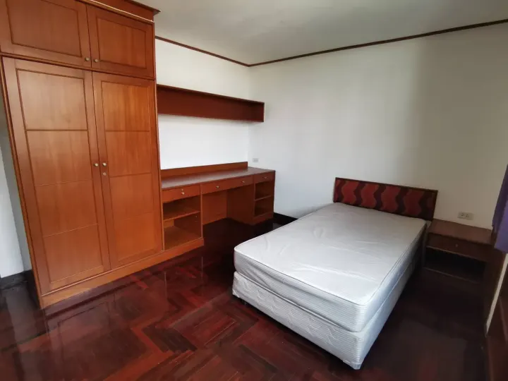 Property photos for Jamy Twin Mansion