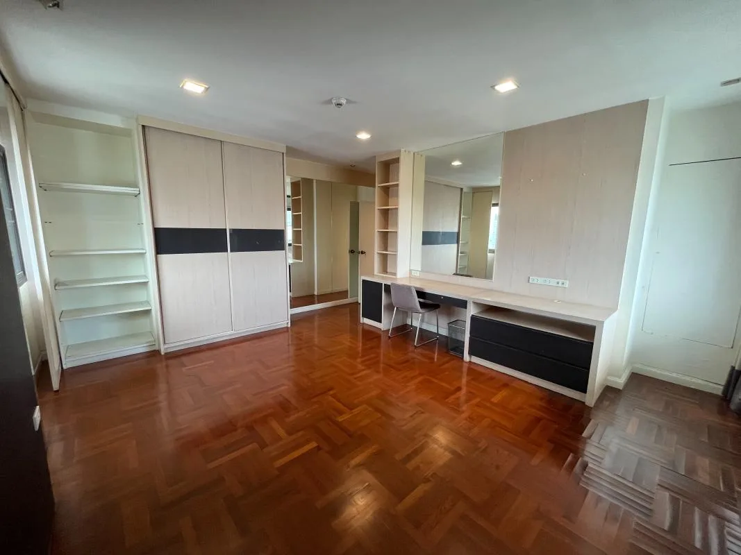 Property photos for Tower Park