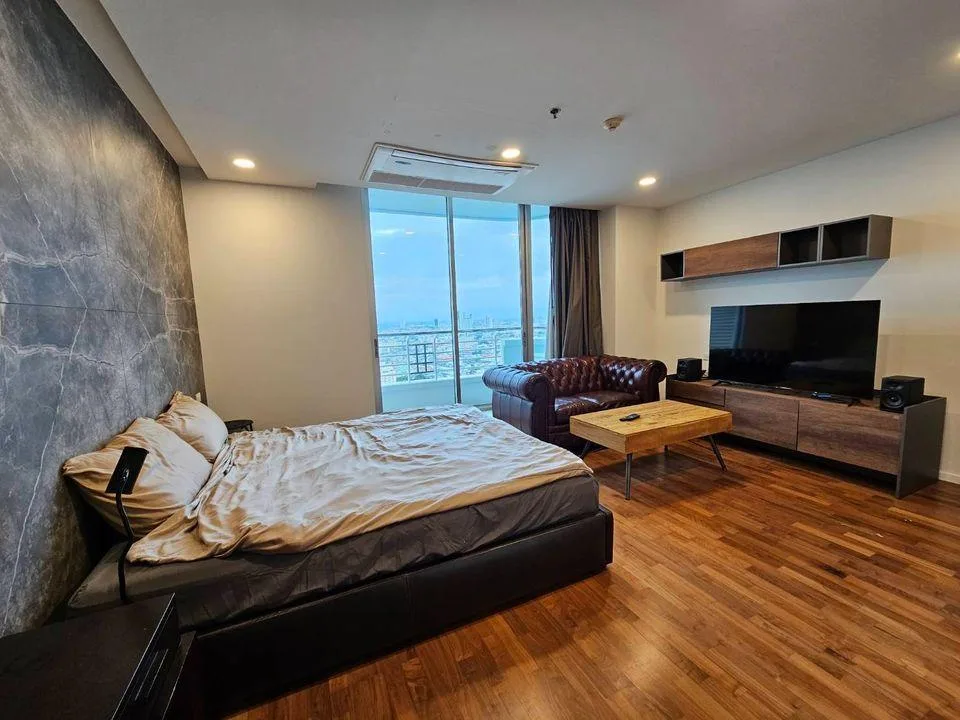 Property photos for Sathorn Heritage