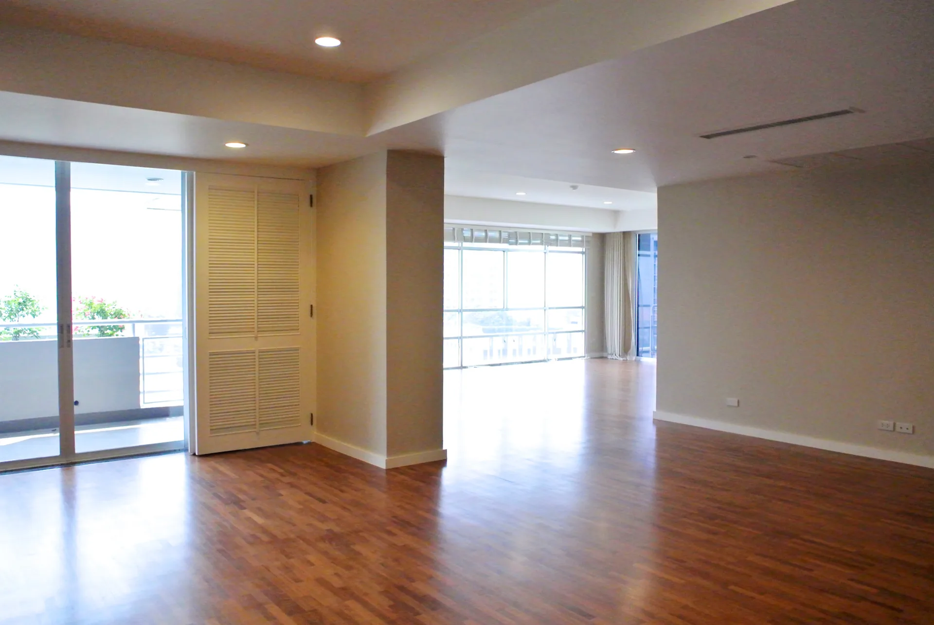 Property photos for La Cascade