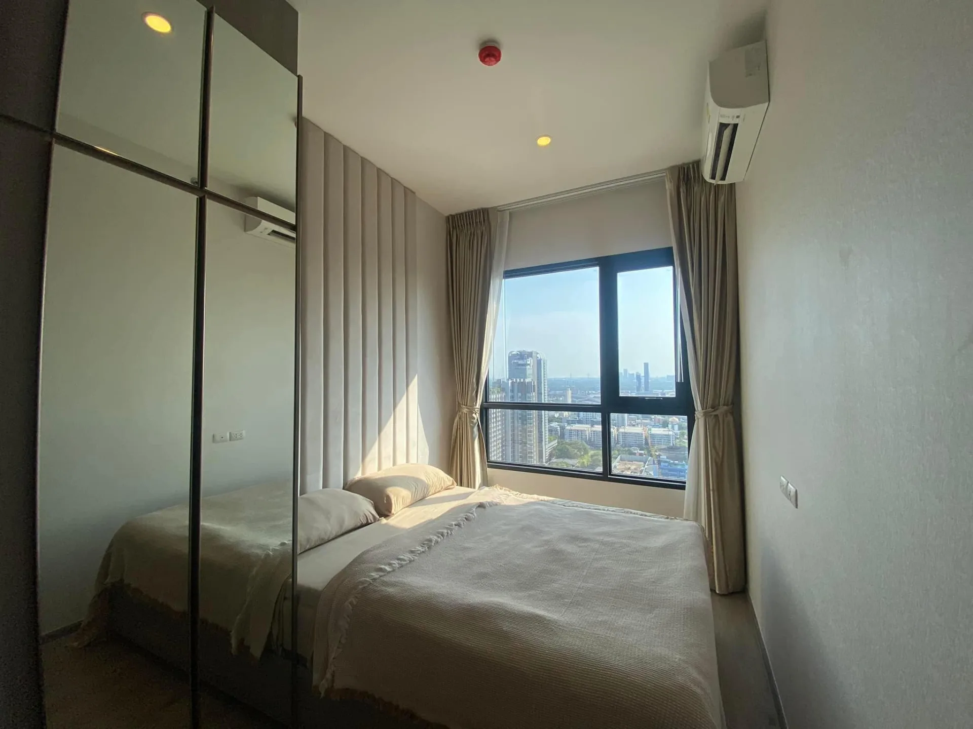 Property photos for Knightsbridge Prime Onnut