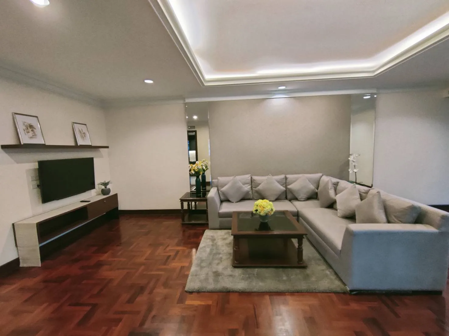 Property photos for Ploenruedee Residence