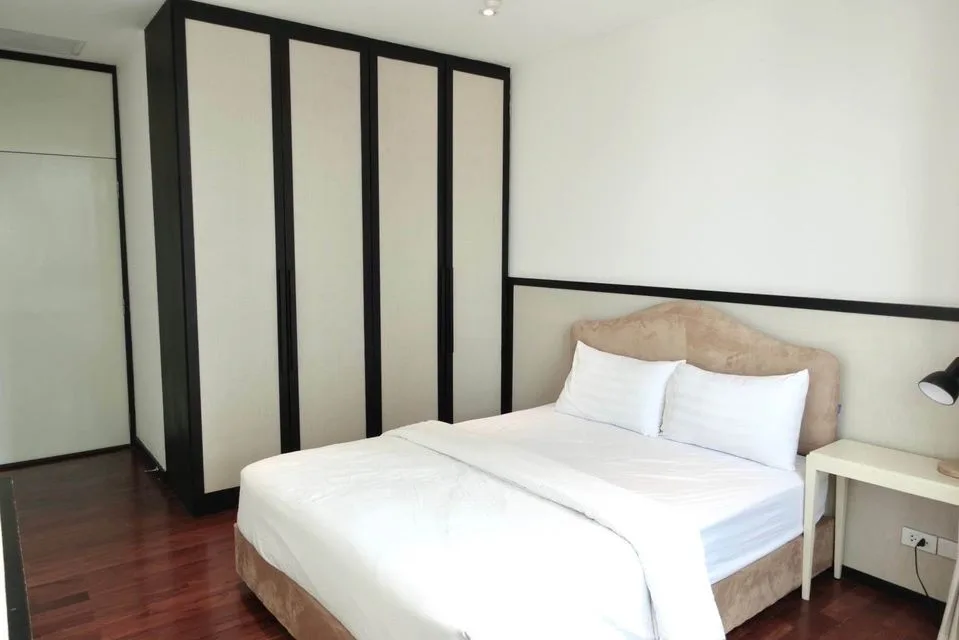 Property photos for President Place