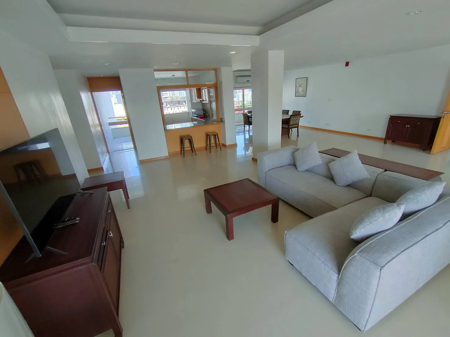 Property photos for Esmeralda Apartments
