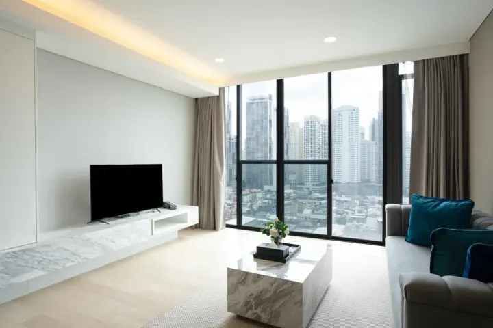 Property photos for Siamese Exclusive Queens
